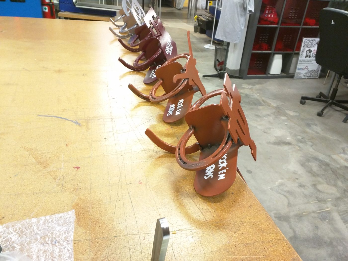 Finished painted horseshoe team pieces